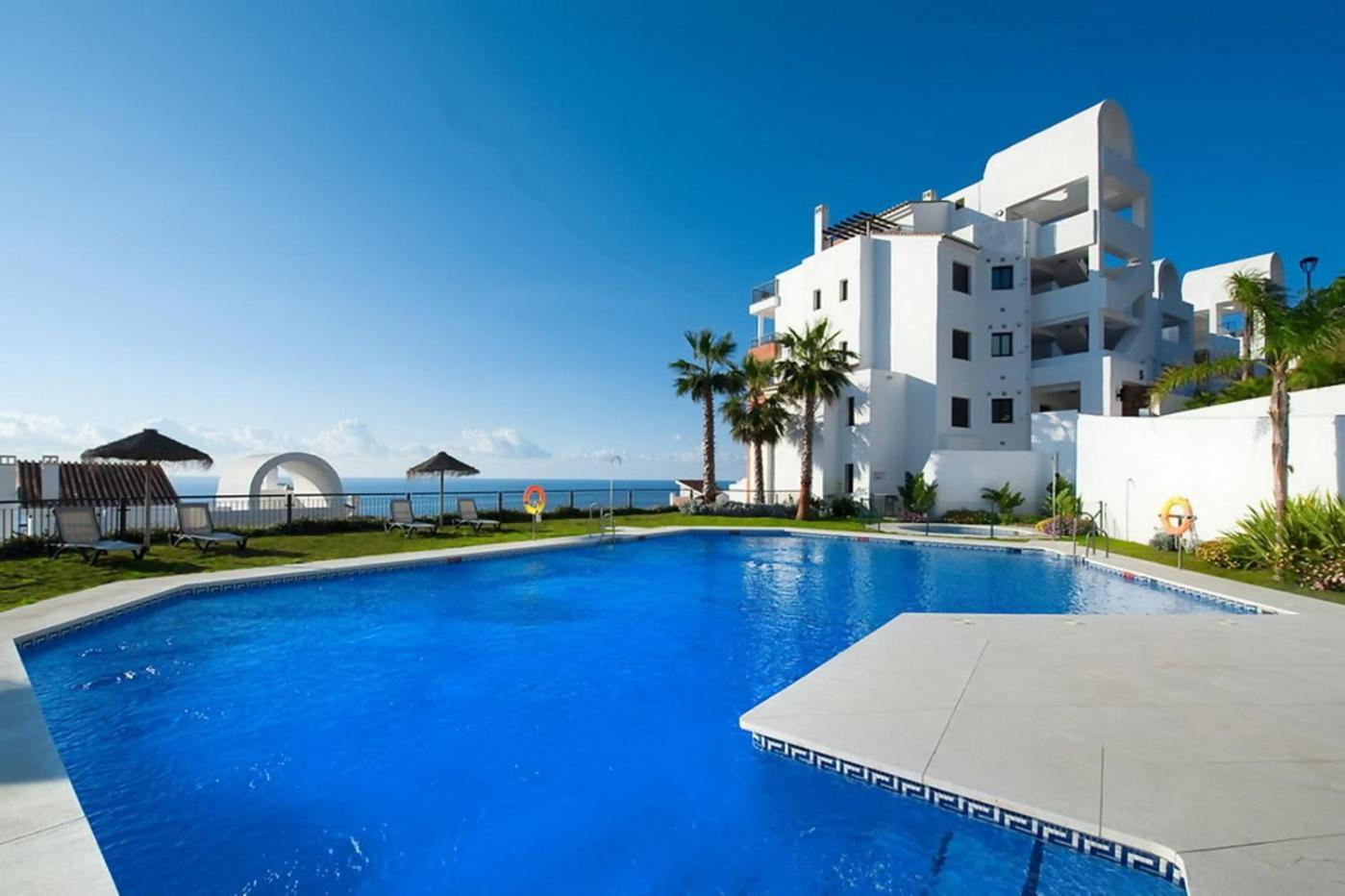 Apartamento de lujo con impresionantes vistas al mar en Torrox Costa Exterior foto